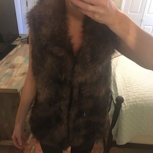 Fur vest
